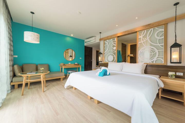 Room 20 of 136