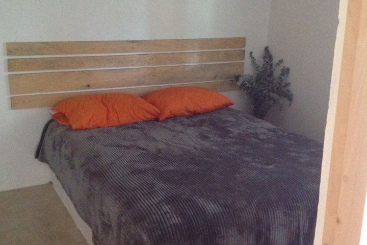 Room 6 of 16