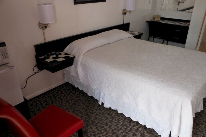 Room 10 of 55