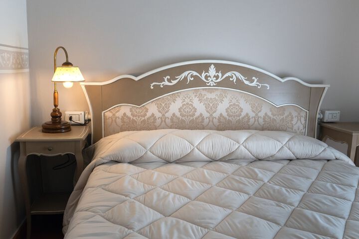 Room 10 of 47