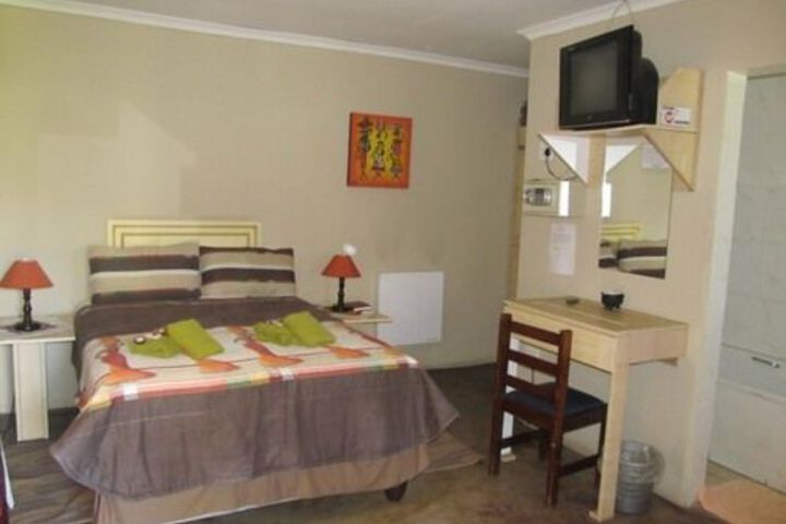 Room 5 of 19