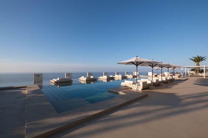 Pool 78 of 104