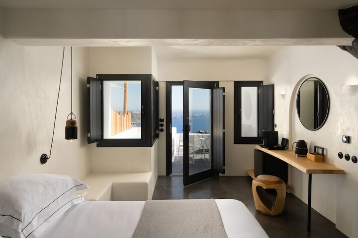 Room 11 of 303