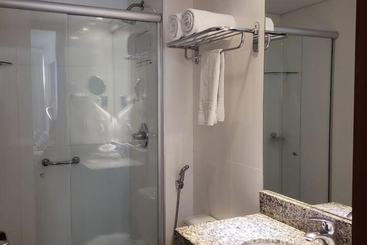 Room 5 of 42