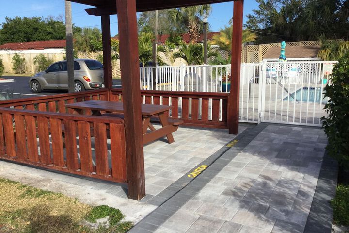 BBQ/picnic area