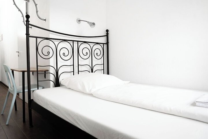 Room 22 of 52