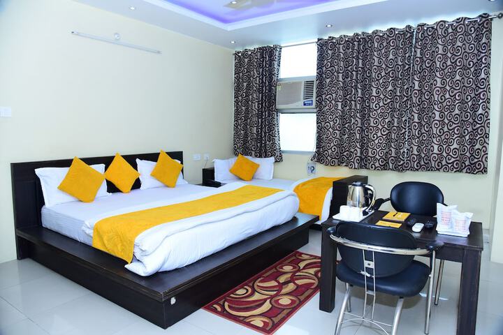 Room 16 of 61