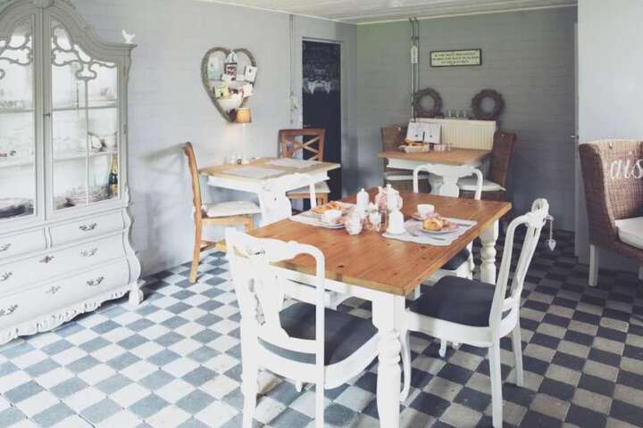Restaurants
