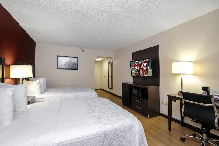 Double Superior King Bed (2 of 14)