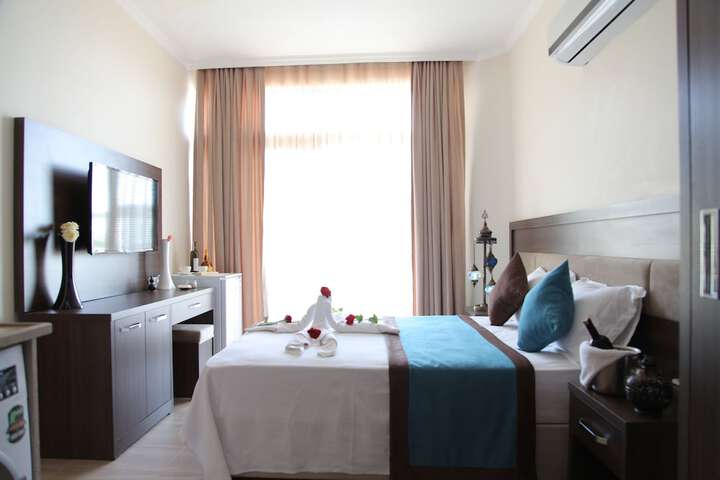 Room 9 of 21