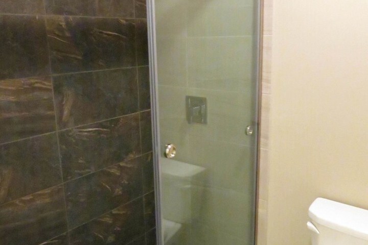 Room 17 of 22