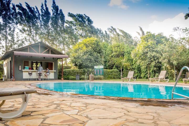 Pool Hotel
