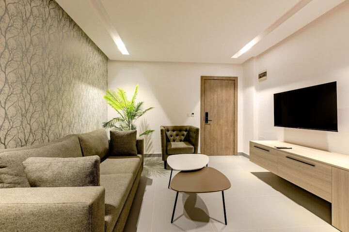 Room 46 of 86