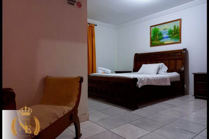Room 8 of 33