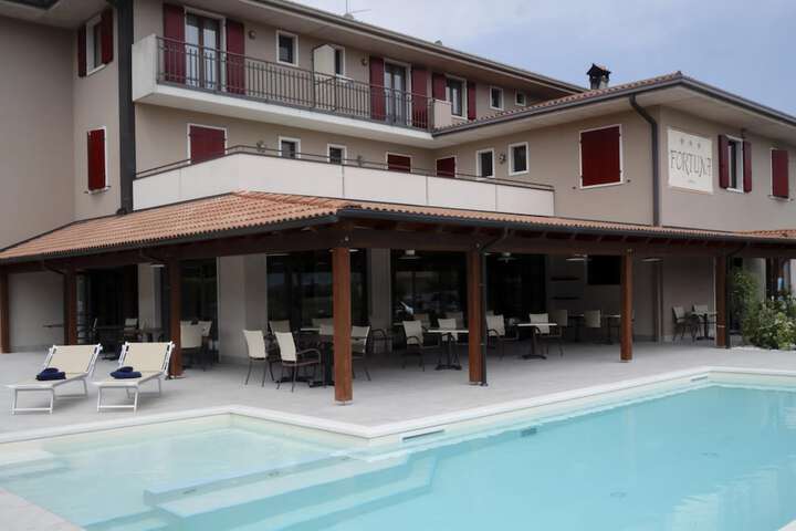 Hotel Fortuna B & B