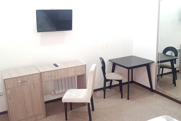 Room 10 of 51