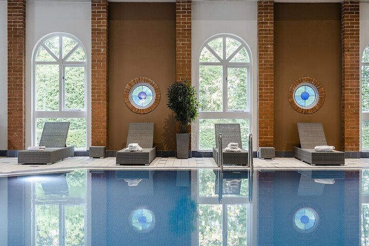 Pool 50 of 100