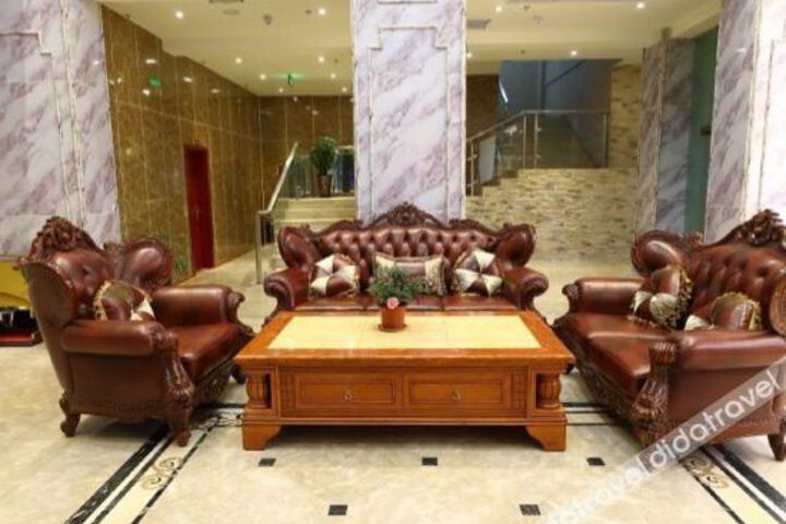 Hotel Interior 9 of 15