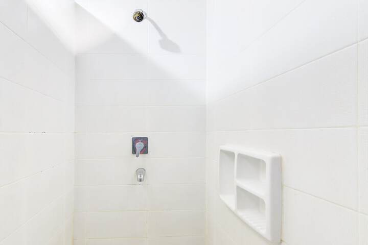 Room 22 of 35