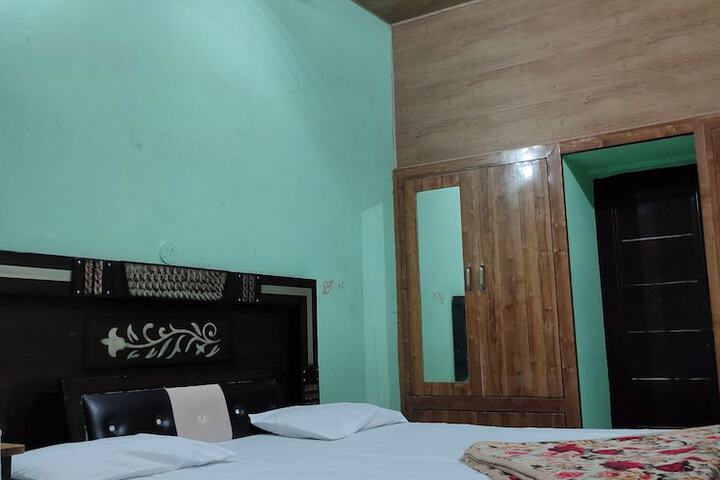 Room 7 of 7