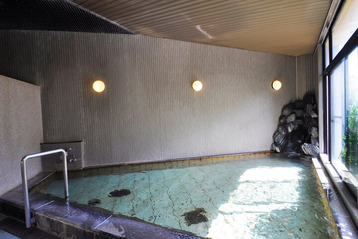 Hotel with Pool