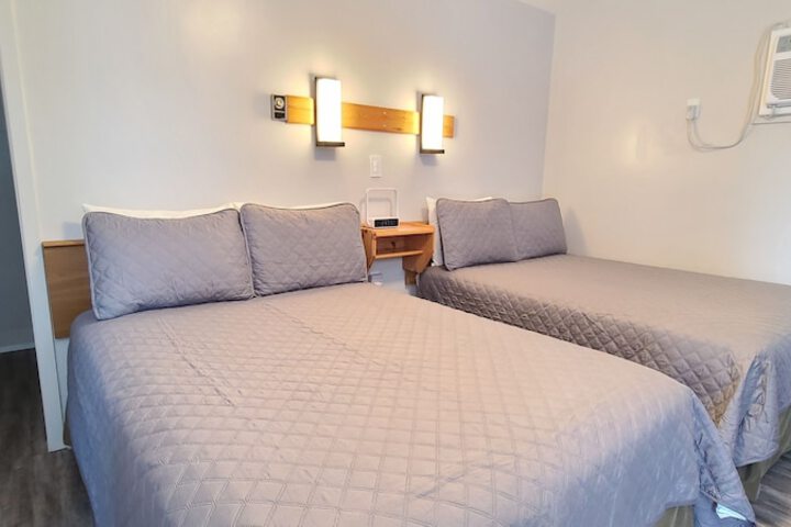 Room 13 of 46