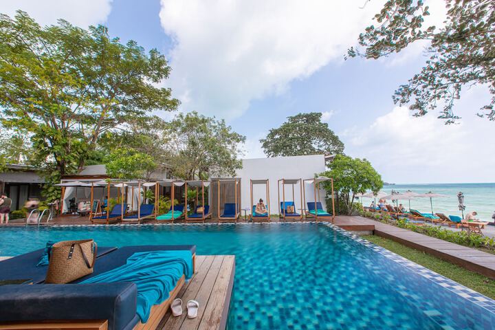 Pool Hotel