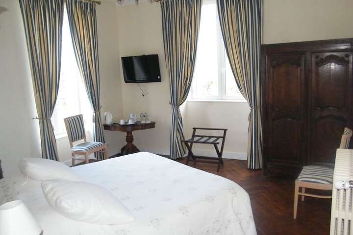Room 15 of 60
