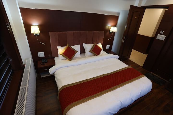 Room 12 of 45