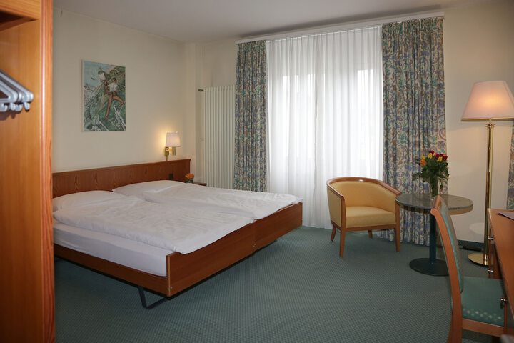 Room 20 of 26