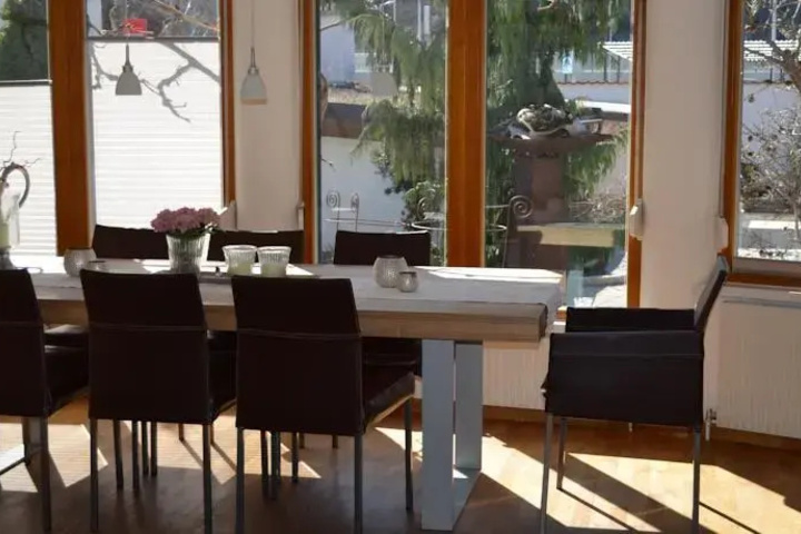 Dining 11 of 11