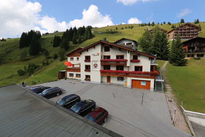 Hotel 143 of 149