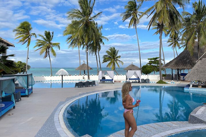 Five Palms Bwejuu in Bwejuu