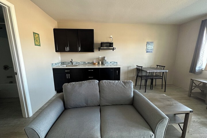 Room 107 of 136