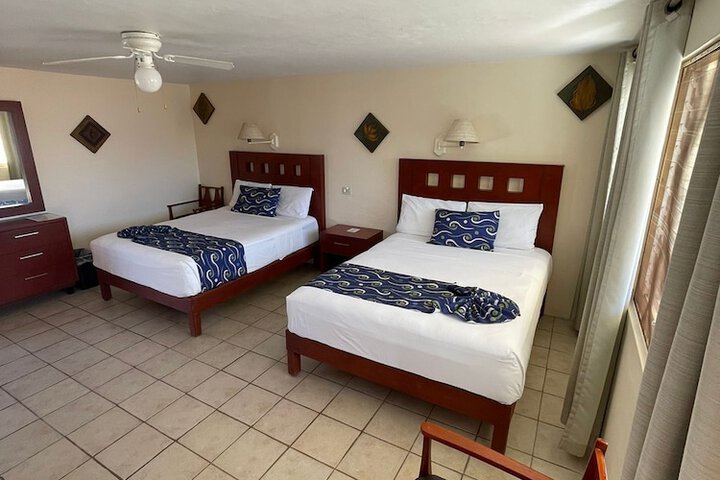 Room 3 of 37