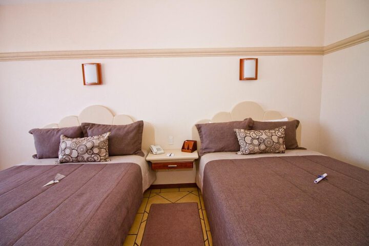 Room 18 of 60