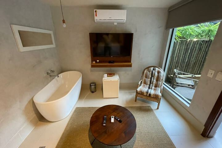 Room 6 of 70