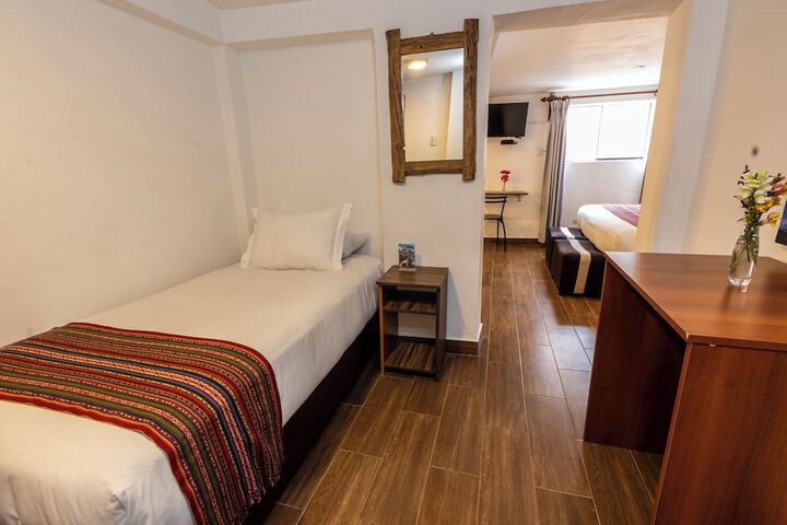 Room 13 of 43