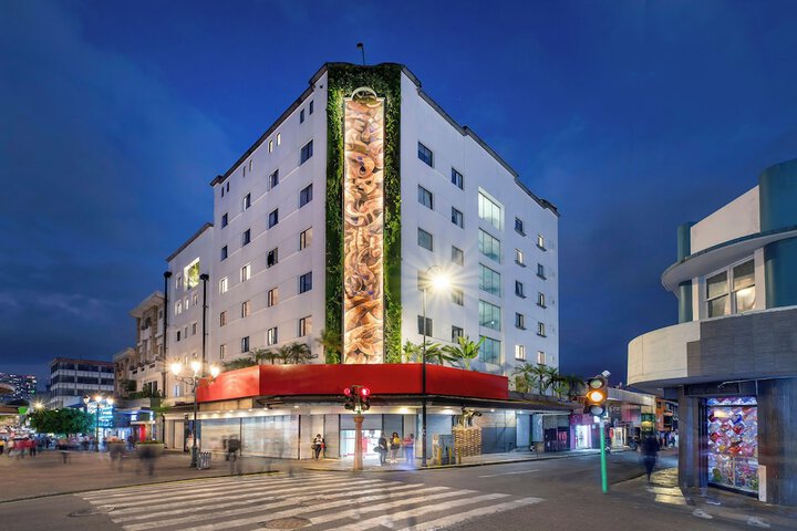 Photo of Hotel Presidente