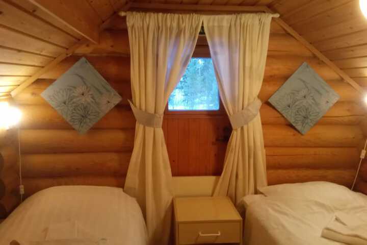 Room 12 of 48