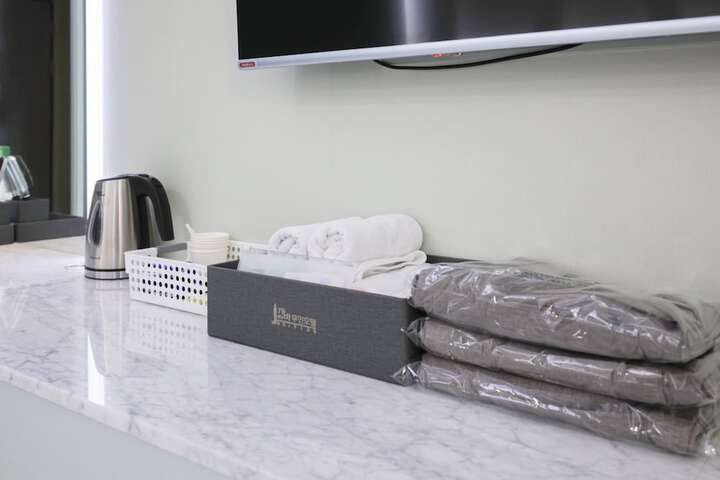 Room 40 of 69