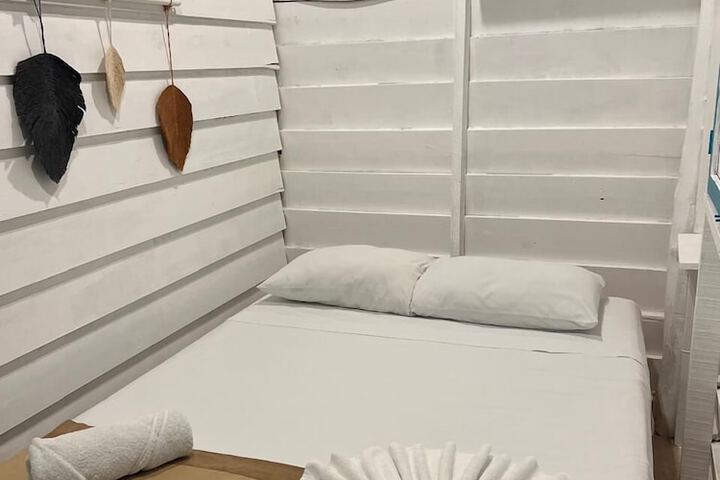 Room 9 of 56