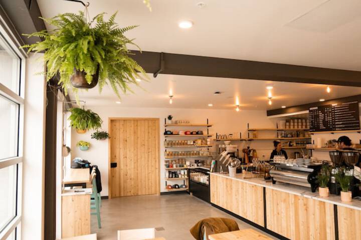 Coffee shop