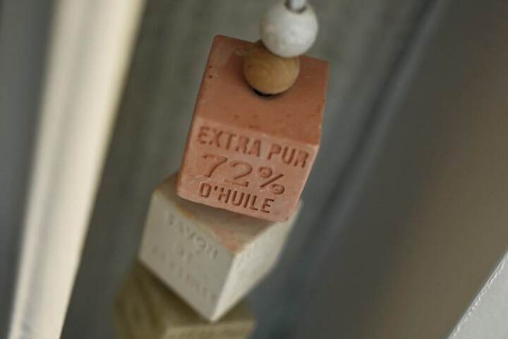 Room 68 of 98