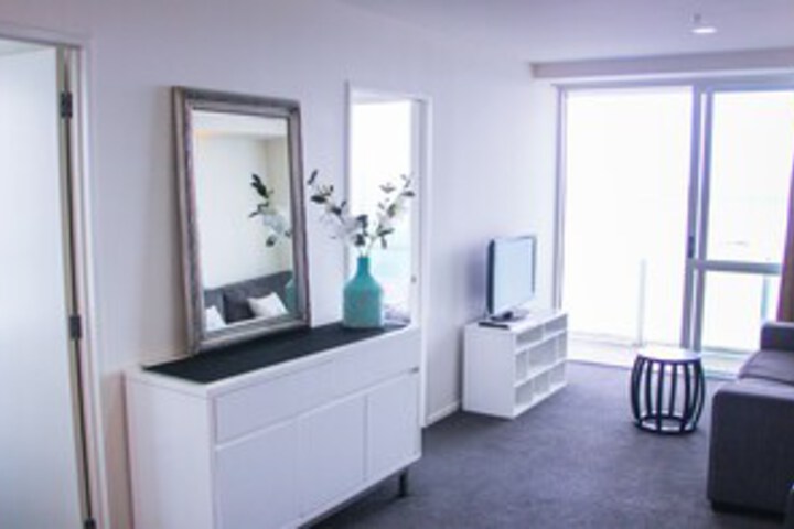 Room 5 of 20