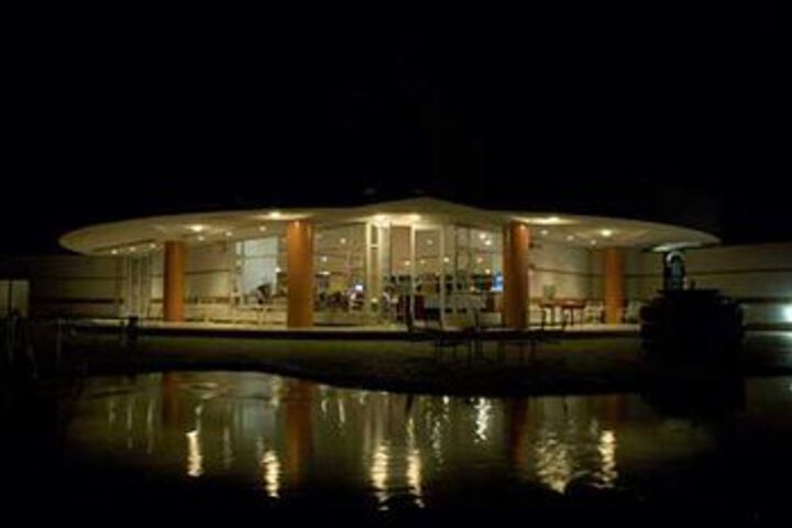 Hotel 4 of 14
