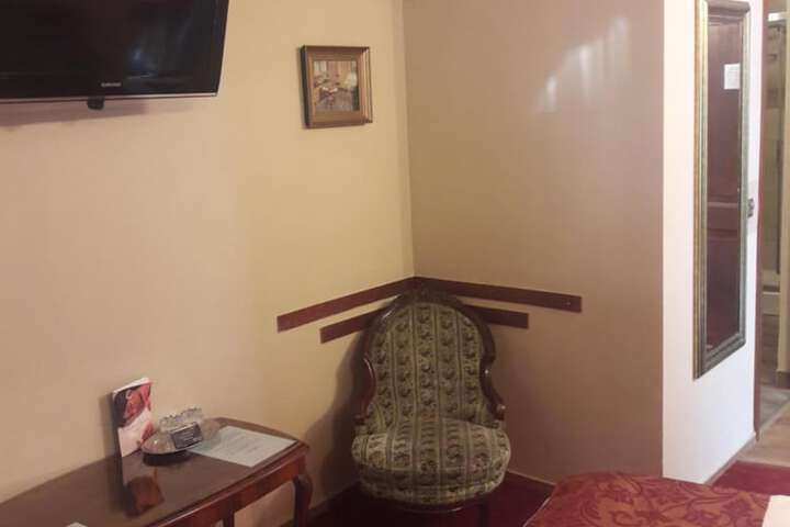 Room 31 of 54