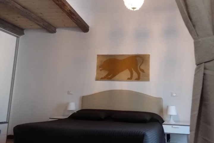 Room 16 of 51
