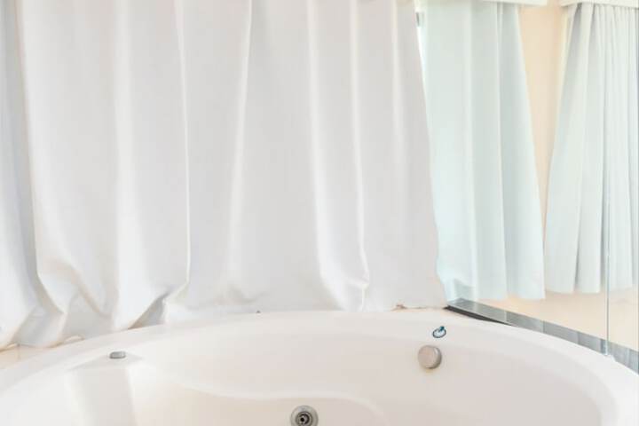 Hot Tub 117 of 181