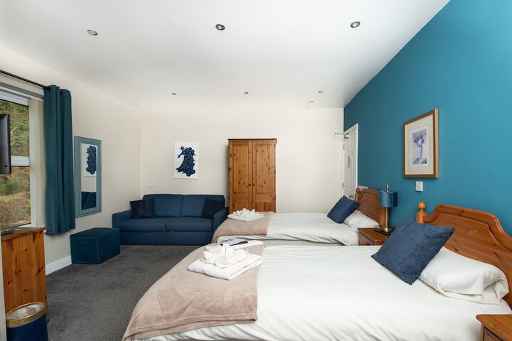 Room 13 of 46